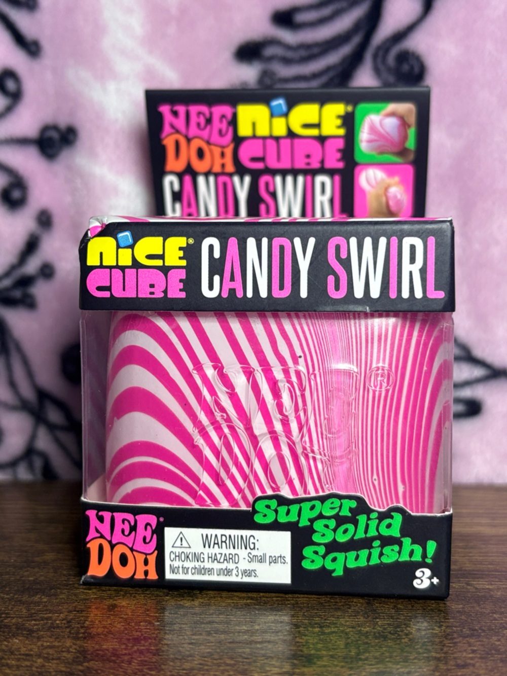 Nice Cube Candy Swirl Super Solid Squish - Pink